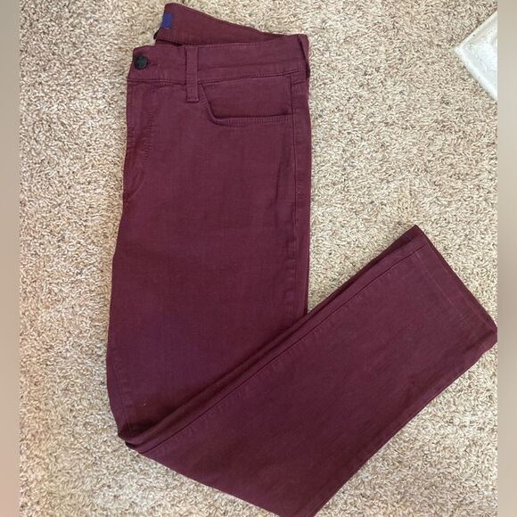 NYDJ burgundy jeans with stretch & shape technology ❤️🌹perfect for Fall - Picture 1 of 11